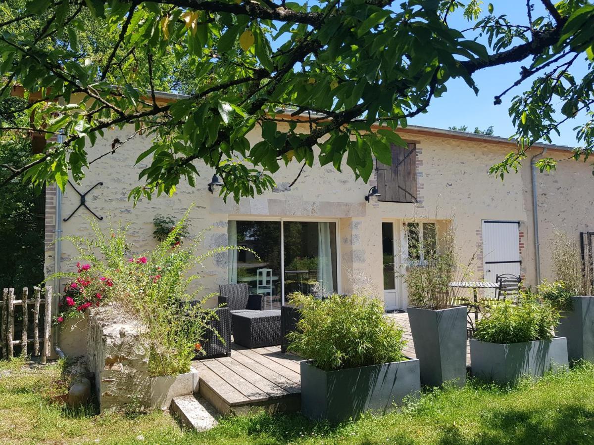 Vila 21 Les Boissieres Saint-Branchs Exteriér fotografie